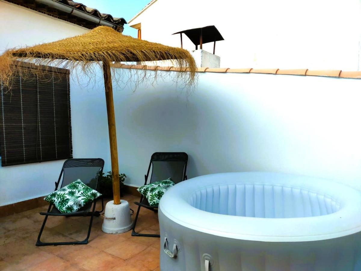 Apartamentos Fernando III El Santo Baeza Esterno foto
