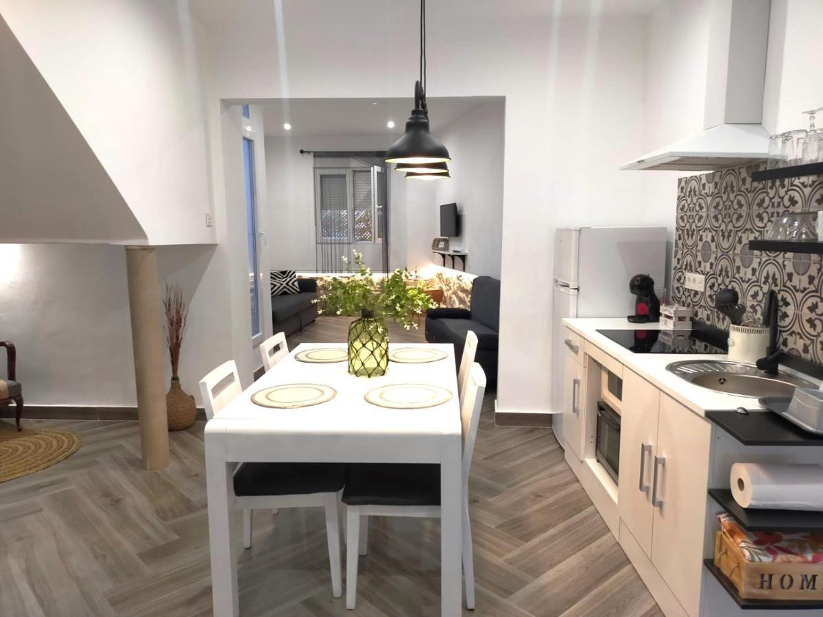 Apartamentos Fernando III El Santo Baeza Esterno foto