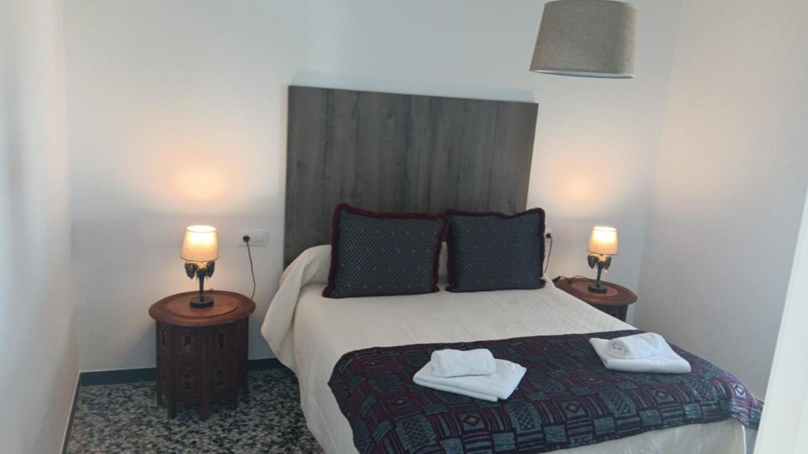 Apartamentos Fernando III El Santo Baeza Esterno foto