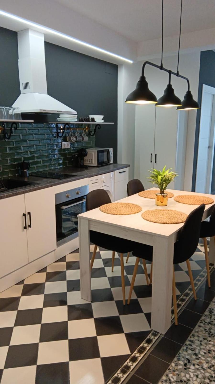 Apartamentos Fernando III El Santo Baeza Esterno foto