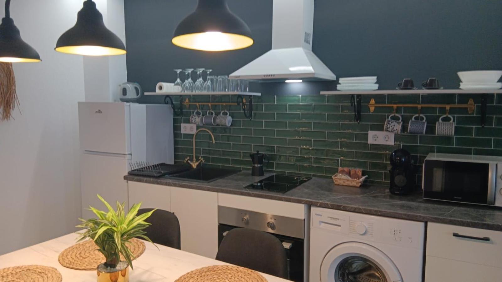 Apartamentos Fernando III El Santo Baeza Esterno foto